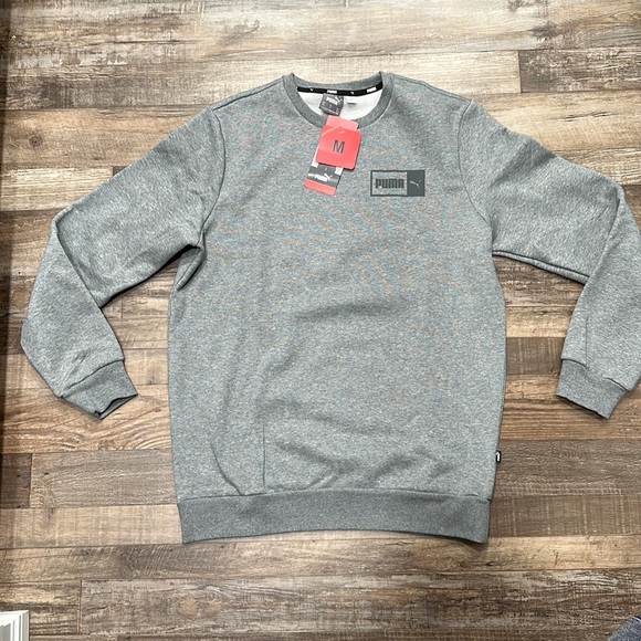 NWT • Puma • Grey crewneck sweatshirt - Picture 1 of 6